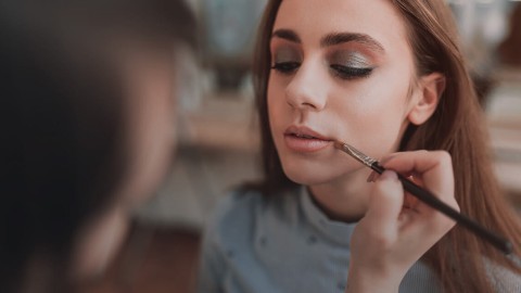 کاشت ابرو طبیعی